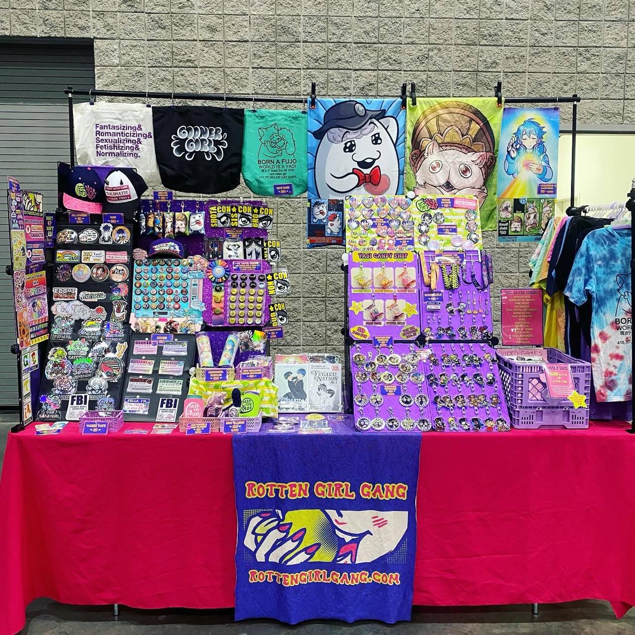 nekocon 2025 - 8 feet