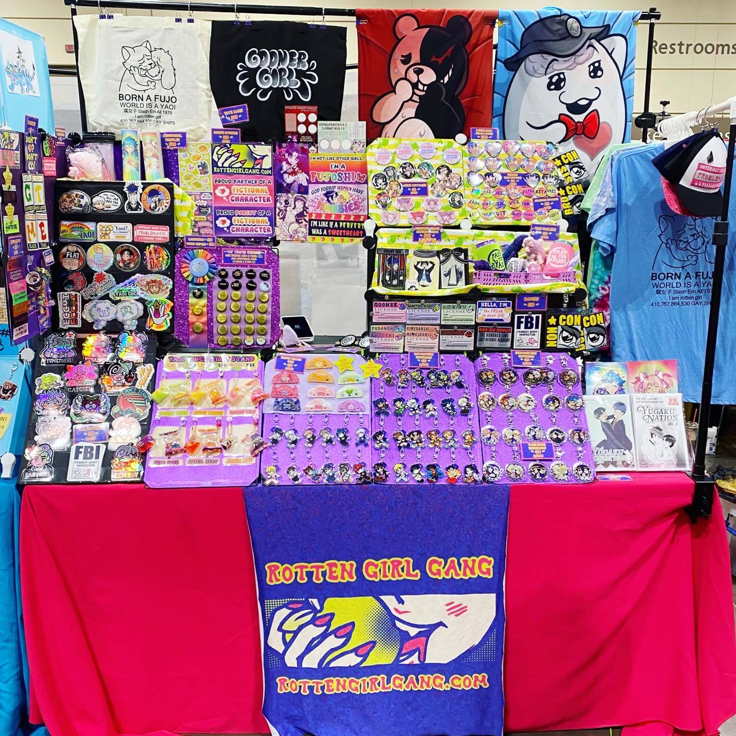 megacon 2026 - 6 feet